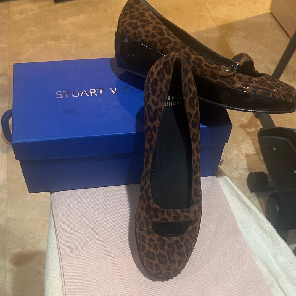 Stuart Weitzman Brown Leopard Flats